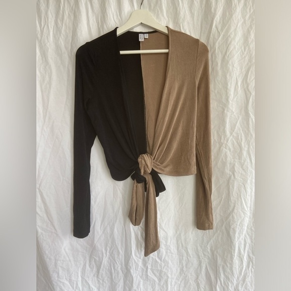 & Other Stories Colorblock two-tone Wrap Knit Top Size Small - Picture 7 of 13